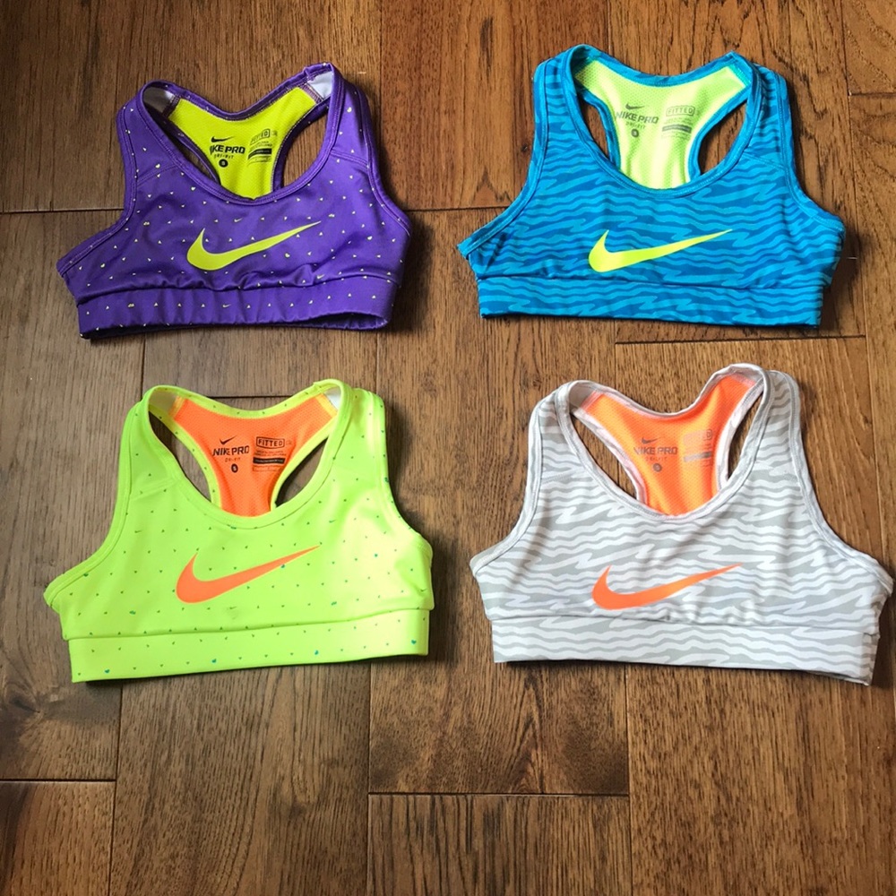 4 Nike sports bras